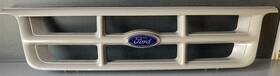 F37z-8200-ba Ford Used Ranger Grille 1993-94 4x2 Xl And Stx With Emblem Unpainted