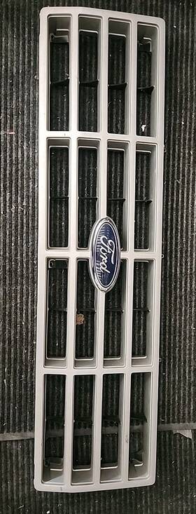 F3tb-8150-aa Ford Used Oem Grille 1993 Pick Up Truck 46x12x3