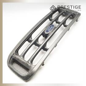 F81z-8200-aab Ford 1999-2004 F250 Super Duty Front Radiator Grille With Emblem Oem