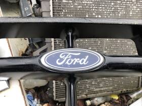F87z-8213-ba Ford 1998-2001 Explorer Ranger Windstar Oval Front Grille Emblem Oem Used