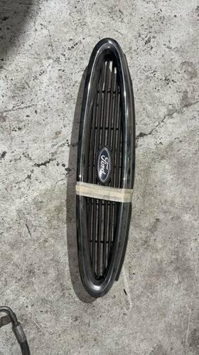 F8rz-8200-aaa Ford Oem Contour Svt Grille With Emblem 1998 - 2000 Chrome And Black Mesh