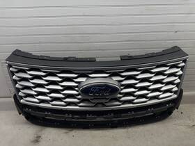 Jb53-8200-aaw Ford Jb538200aaw 2018 2019 Explorer Front Bumper Upper Grille Molding Oem