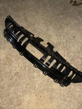 Lv4a-19a286-bc Ford 2020 2021 2022 Escape Front Grille Reinforcement Panel Minor Flaw