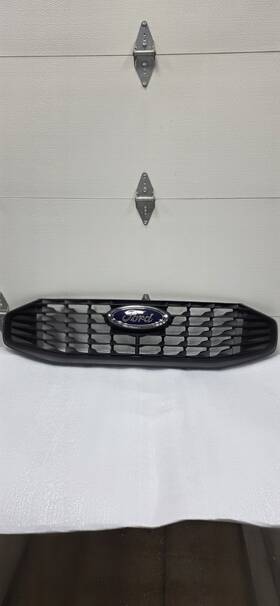 Pj6z-8200-c Ford Oem Escape Hybrid 2023-2024 Front Center Grille-black With Embl