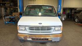 104-01573a Ford Truck Grille With Painted Inserts Fits 97-02 E150 Van 893780
