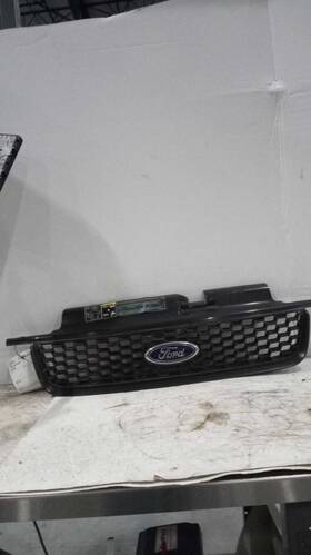 104-01690a Ford Truck Grille And Black Fits 01-04 Escape 482517