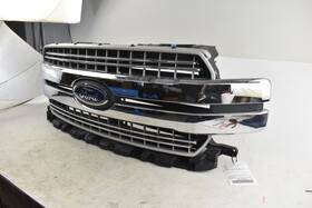 104-10588c Ford Truck Grille Lariat 2 Horizontal Main Bars Fits 18-20 F150 Pickup 445119