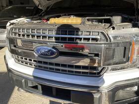 104-10588m Ford Truck Grille Xlt 2 Horizontal Main Bars Fits 18-20 F150 Pickup 4423828