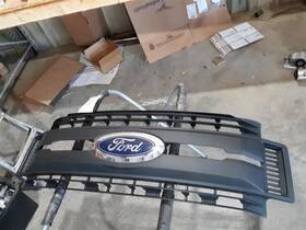 104.fd8817 Ford Truck 2017 F550sd Grille Black Texture