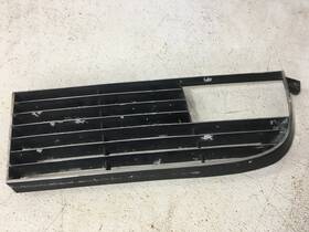 331835 General Motors 1973 Corvette Front Lh Grill Cast Aluminum Needs Repaired