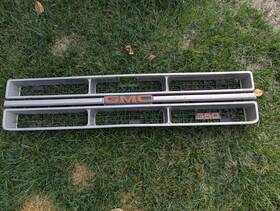 343987 General Motors 1975-76 Gmc Squarebody Truck Suburban Jimmy Grille Assembly #343987 Free Ship