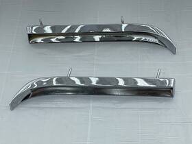 3922285 General Motors 1968-1972 Corvette Hood Insert Grill Moldings Chevrolet C3 Louvers Chevy Trim