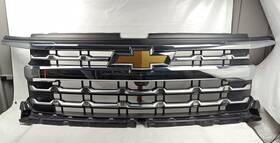85628908 General Motors Oem Gm 2022-2024 Chevrolet Silverado 1500 Ltz Chrome Grille With Camera