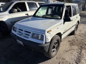 104-58704 General Motors - Foreign Grille Fits 96-98 Sunrunner 1467125