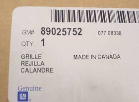 89025752 Genuine Gm Nos # Lower Bumper Grille 2006-2007 Silverado Ss