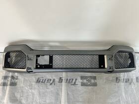 A4638850325 Genuine Mercedes Oem 2013-2018 G63 Amg A463 Front Bumper 885 03 25 Gray 0051