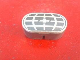 104-58280 Geo Prizm 89 90 1989 1990 Front Grille Emblem Oem