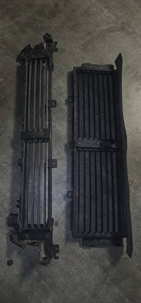 Gm 04393411 Buick Enclave Grille Upper And Lower Shutters With Motors Oem