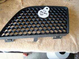 Gm 10322792lh Used Radiator Grille Insert 10322792 Front Left 02-03 Pontiac Aztek