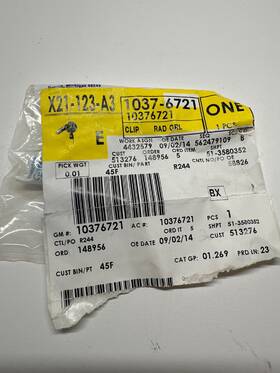 10376721 Gm New Genuine Gmc Clip Oem