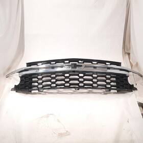 104-12085a Gm Oem Grille For Tahoe Assy Blk Chrm W-emblem Pitted