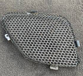 22699328 Gm 05-09 Pontiac G6 Oem Front Upper Inner Right Passenger Side Grille