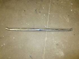 22796389 Gm 2015-2019 Chevrolet Silverado 2500 Lower Grille Molding Bar - Oem