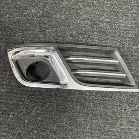 22817949 Gm 2013 2017 Chevy Traverse Rh Front Bumper Outer Grille Trim Oem