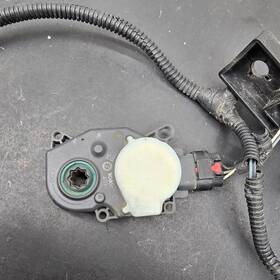 23347866 Gm Tested Gmc Canyon Chevy Colorado Oem Shutter Motor 2015 - 2022