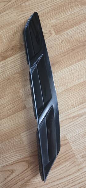 23350146 Gm Oem New Fender Vent Grille Right Passenger 14-18 Corvette Stingray