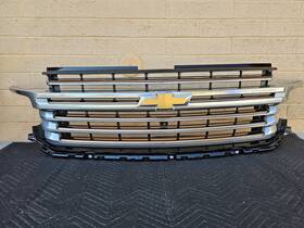 Gm 241341378975 Chevrolet Tahoe Suburban High Country Oem Grille 2021 2022 2023 2024