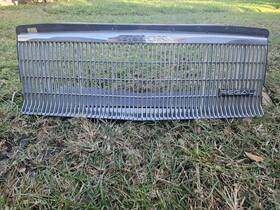 25515915 Gm 25518738 84 - 87 Buick Regal Used Chrome Grill Oem Grille