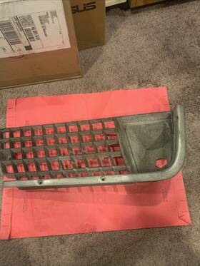 3966793 Gm 1972 Only Corvette Front Grille Left Side Needs Chrome Used