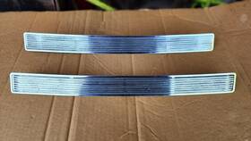 7583446 Gm 1966 Chevy Caprice 2 Door Hardtop Rear Panel Scallop Grille Molding Deck Louvers