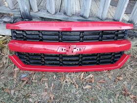 Gm 768507733042 Front Bumper Grille Upper Grill For 2016-2018 Chevrolet Silverado 1500 Red Hot