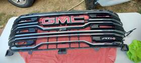 86878064 Gm 2022 2023 Gmc Sierra 1500 Grille At4 With Camera Assy Oem