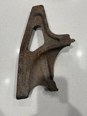 3767340 Gm/general Motors/chevrolet 1960 Chevy Impala Belair Biscayne Grille Brace Support Bracket. Oem Original