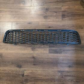 Gm1036142 Gm Front Bumper Lower Grille Black Fits 2011-2014 Chevrolet Cruze With Rs Package Oem
