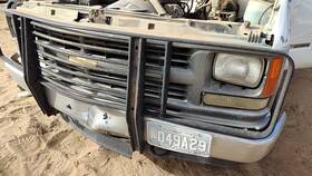 15709236 Gm Trucks 1994-1999 Chevy Silverado 1500 Front Grille Assembly Oem