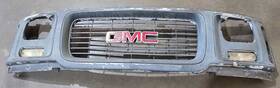 15037243 Gmc 1996-2002 Savana Front Grille Used Oem