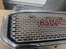 19419257 Gmc 2015 2016 2017 2018 2019 2020 Yukon Denali Front Grill Grille Oem 16-004