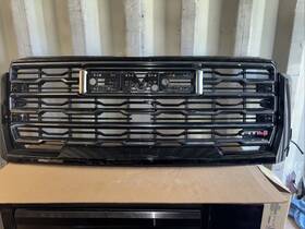 85064648 Gmc 85666068 Oem 2024-2025 Sierra At4 2500 / 3500 Front Grille