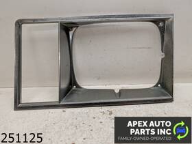 Gb2021k Gmcp Oem 1979 Chevrolet El Camino 3.9l Right Passenger Headlight Bezel