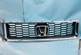 08f21-sjc-100a Honda 2007-2008 Ridgeline Front Upper Grille Grill With Emblem Oem