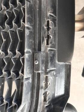 104-10393 Honda Oem Grille For Fit Assy Chrm Blk Pitted