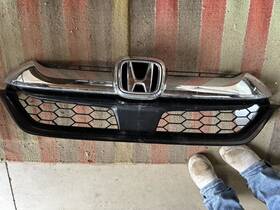 104-60898 Honda Grille Without Pre-crash System Fits 17-20 Cr-v 1877184