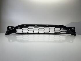 71103t7jh00 Honda 2016-2018 Hr-v Lower Center Bumper Grille Genuine Oem Part
