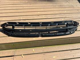 71105-thr-a50 Honda 2021-2024 Genuine Odyssey Front Lower Grille Oem