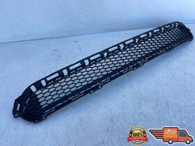 71113-tg7-a00 Honda 71113tg7a00 2016 2017 2018 Pilot Front Bumper Lower Grill Grille Oem