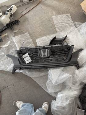 71121tgsa00 Honda 2019 - 2021 Passport Front Bumper Grille Cover Molding Oem